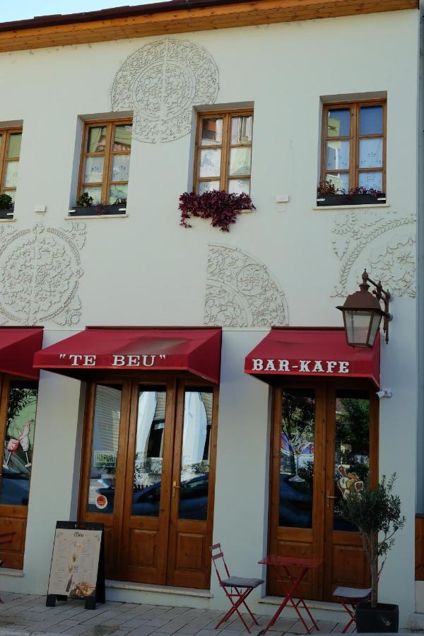 Tebeu Coffe And Bar Bed & Breakfast วญอเรอ ภายนอก รูปภาพ