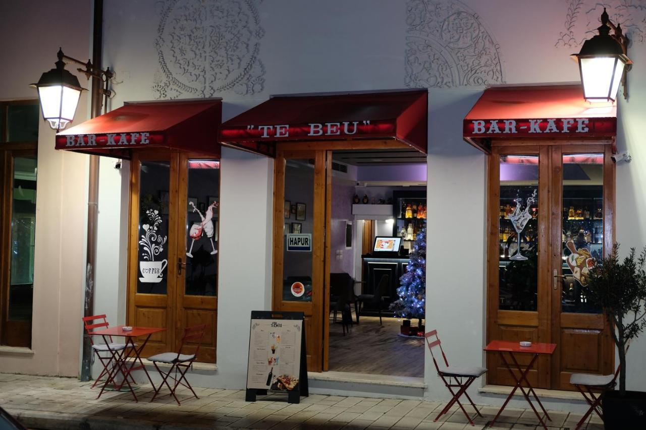 Tebeu Coffe And Bar Bed & Breakfast วญอเรอ ภายนอก รูปภาพ